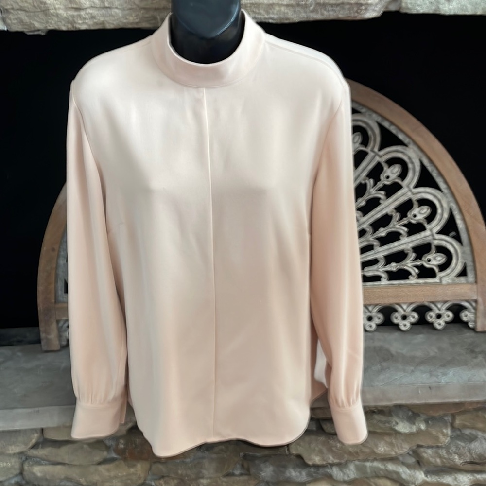 Lands’ End Women’s mock turtleneck crepe size 6 color beige NWT